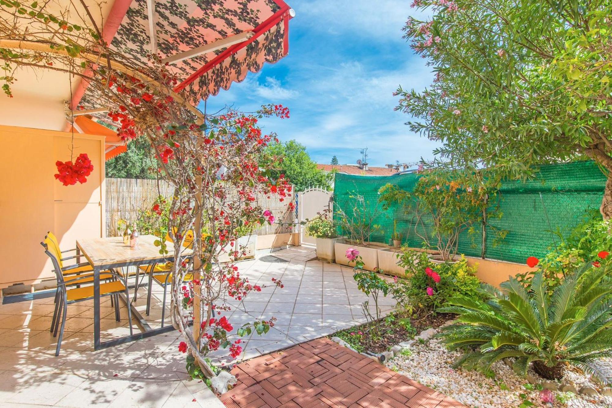 Appartement Carnoles Pres Des Plages Roquebrune-Cap-Martin Luaran gambar
